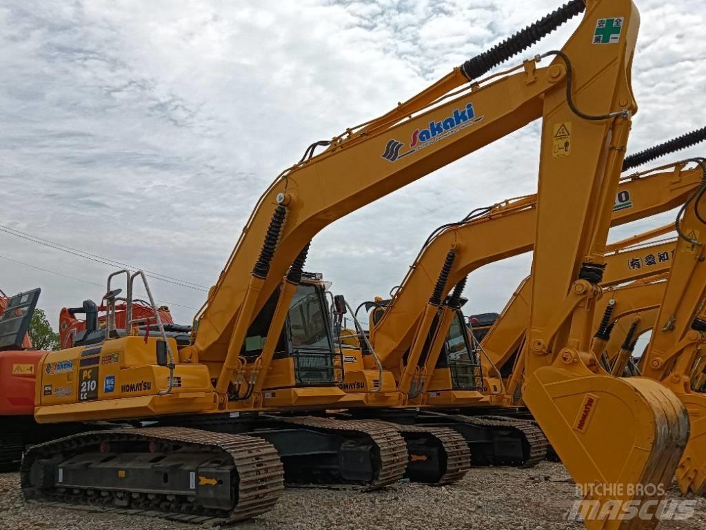 Komatsu PC 210-8 Kāpurķēžu ekskavatori