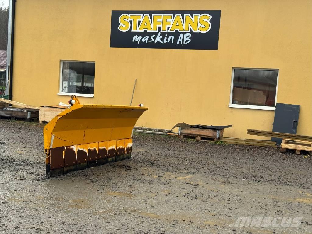 Snowline 2810 Sniega naži un tīrītāji