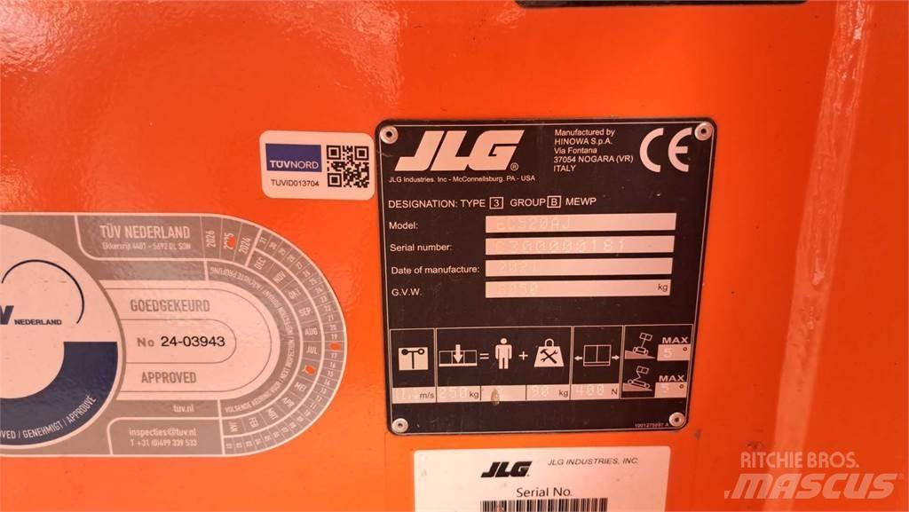 JLG EC520AJ Strēles pacēlāji