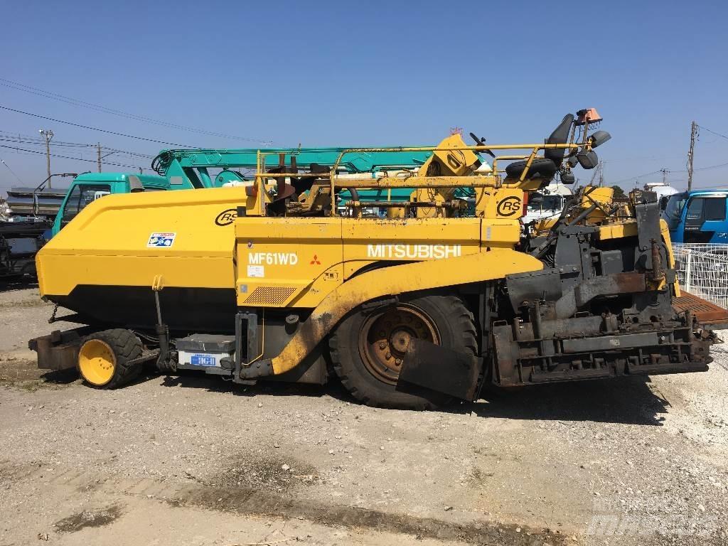 Mitsubishi MF61WD Asfalta klājēji