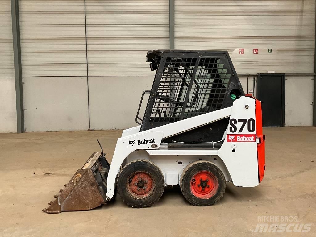 Bobcat S 70 Lietoti riteņu kompaktiekrāvēji