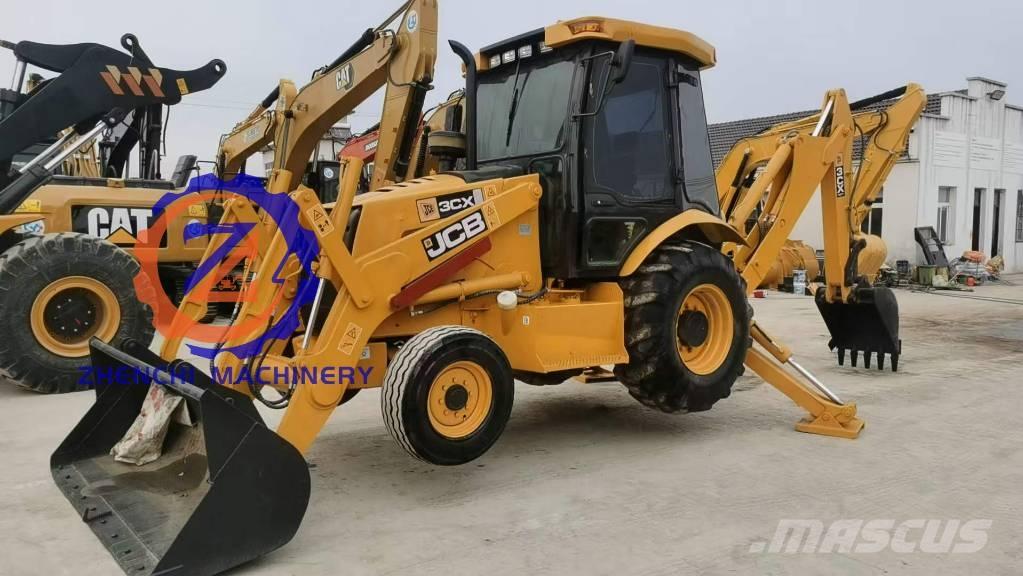 JCB 3 CX Ekskavatori-iekrāvēji