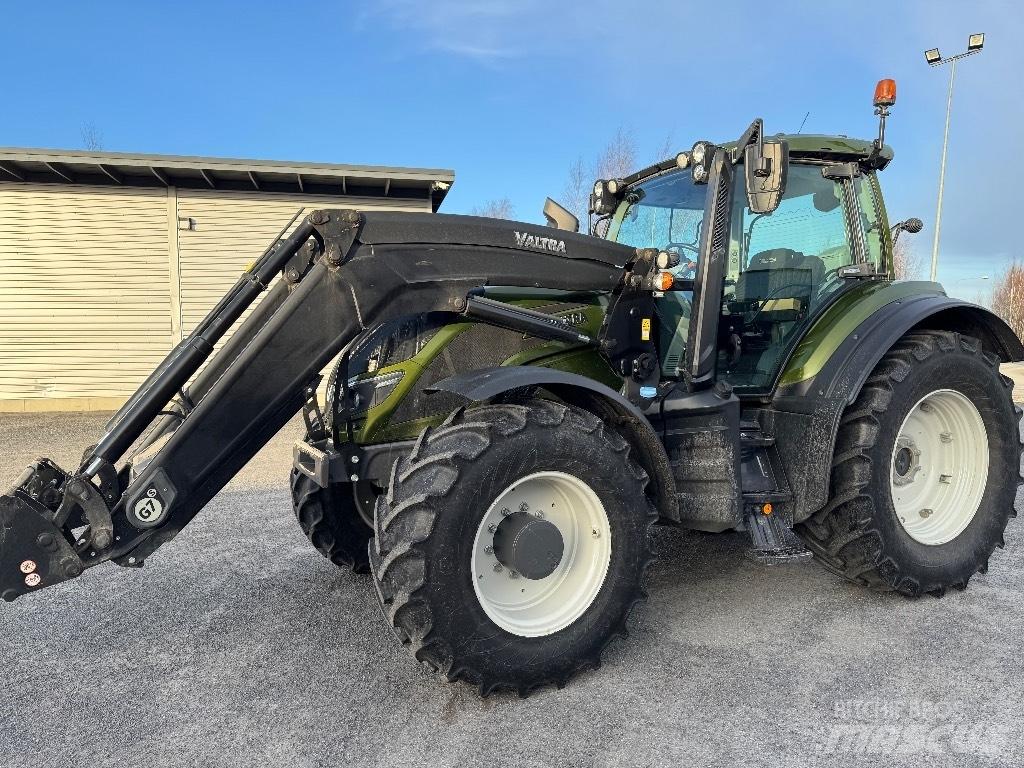 Valtra T174 EA Traktori