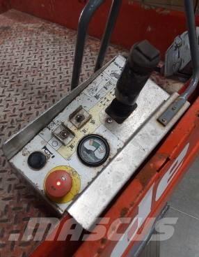 SkyJack SJ III 4632 Šķerveida pacēlāji