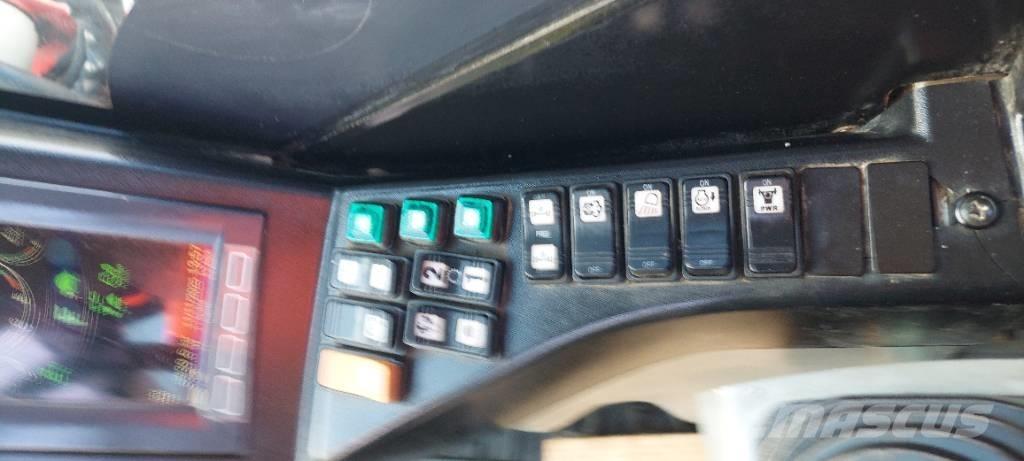 Takeuchi TB 295 W Ekskavatori uz riteņiem