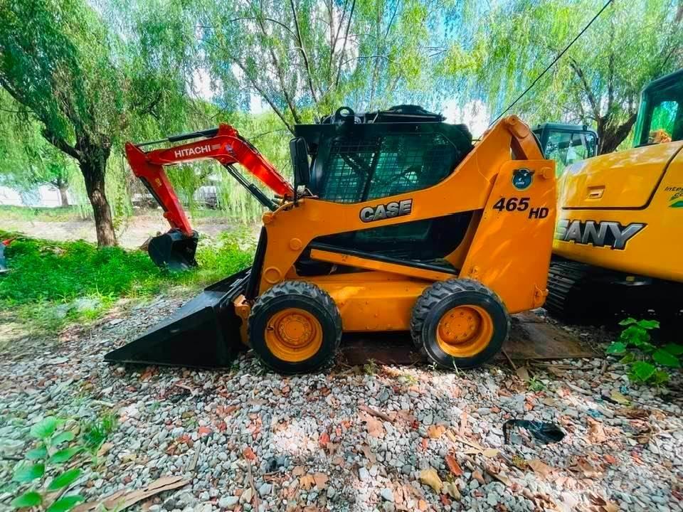 CASE 465 HD Lietoti riteņu kompaktiekrāvēji