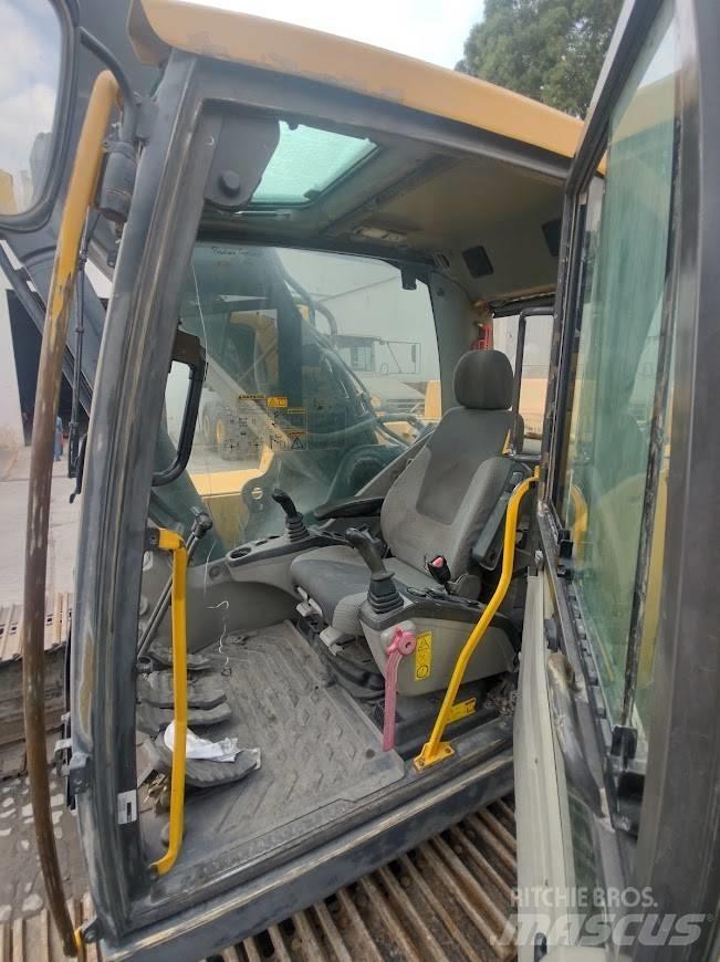 Volvo EC300DL Kāpurķēžu ekskavatori
