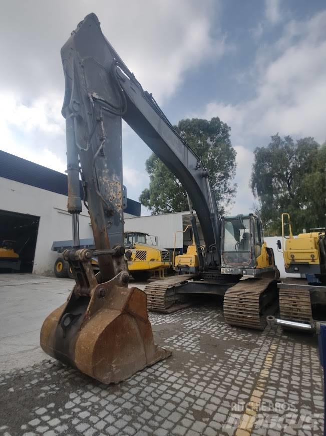 Volvo EC300DL Kāpurķēžu ekskavatori
