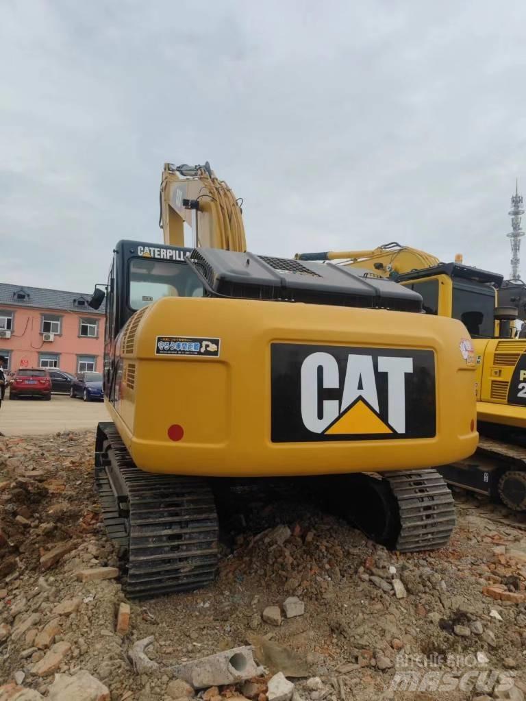 CAT 320 D Kāpurķēžu ekskavatori