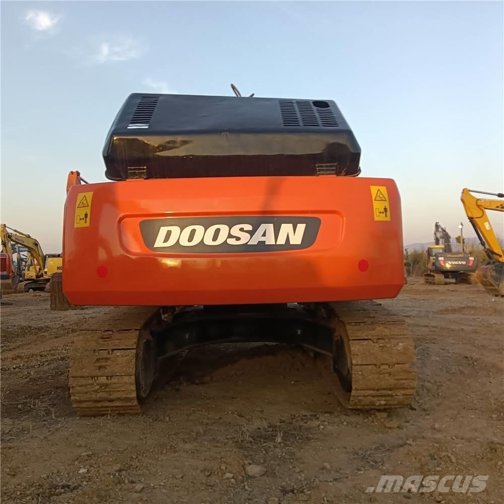 Doosan DH300LC-7 Kāpurķēžu ekskavatori
