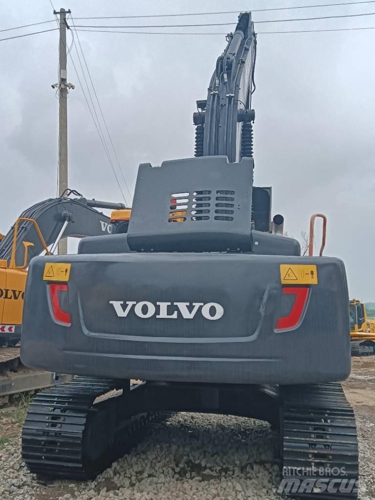 Volvo EC 240 Kāpurķēžu ekskavatori