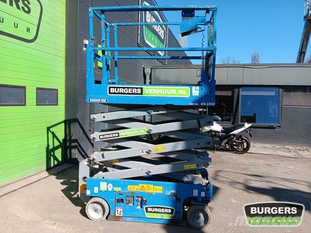 Genie GS-1932 Šķerveida pacēlāji