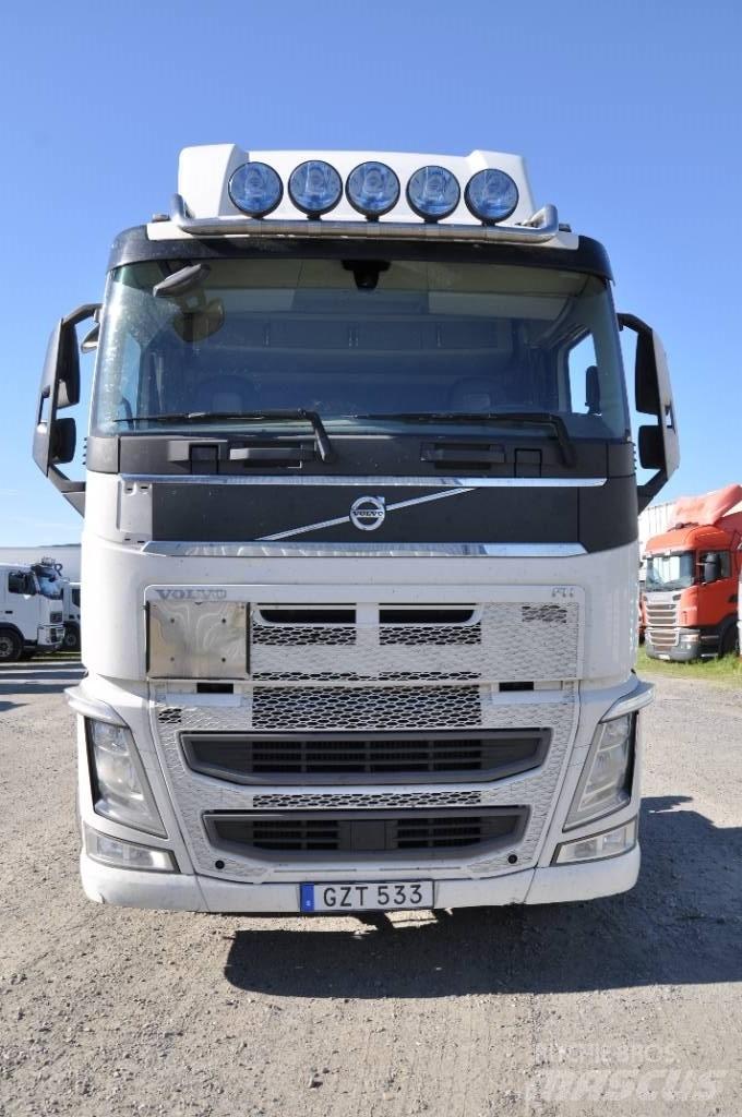 Volvo FH500 6X2 Smagās mašīnas ar konteineriem