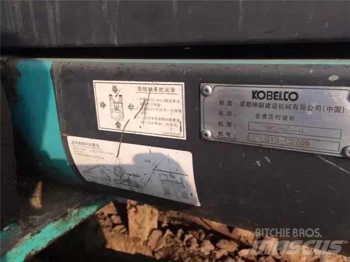 Kobelco SK 250-8 Kāpurķēžu ekskavatori