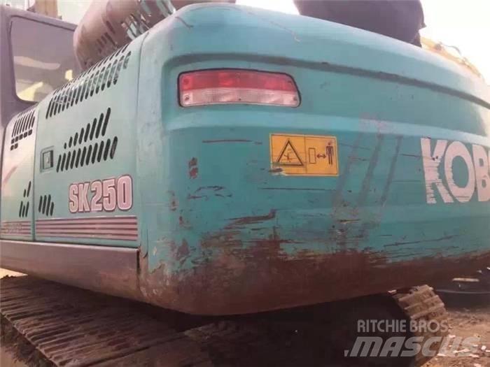 Kobelco SK 250-8 Kāpurķēžu ekskavatori