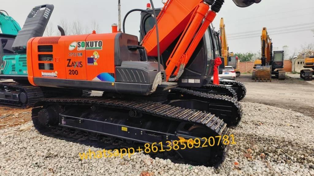 Hitachi ZX 200 Kāpurķēžu ekskavatori