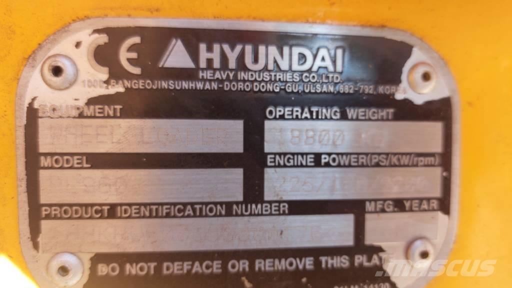 Hyundai HL 960 Iekrāvēji uz riteņiem