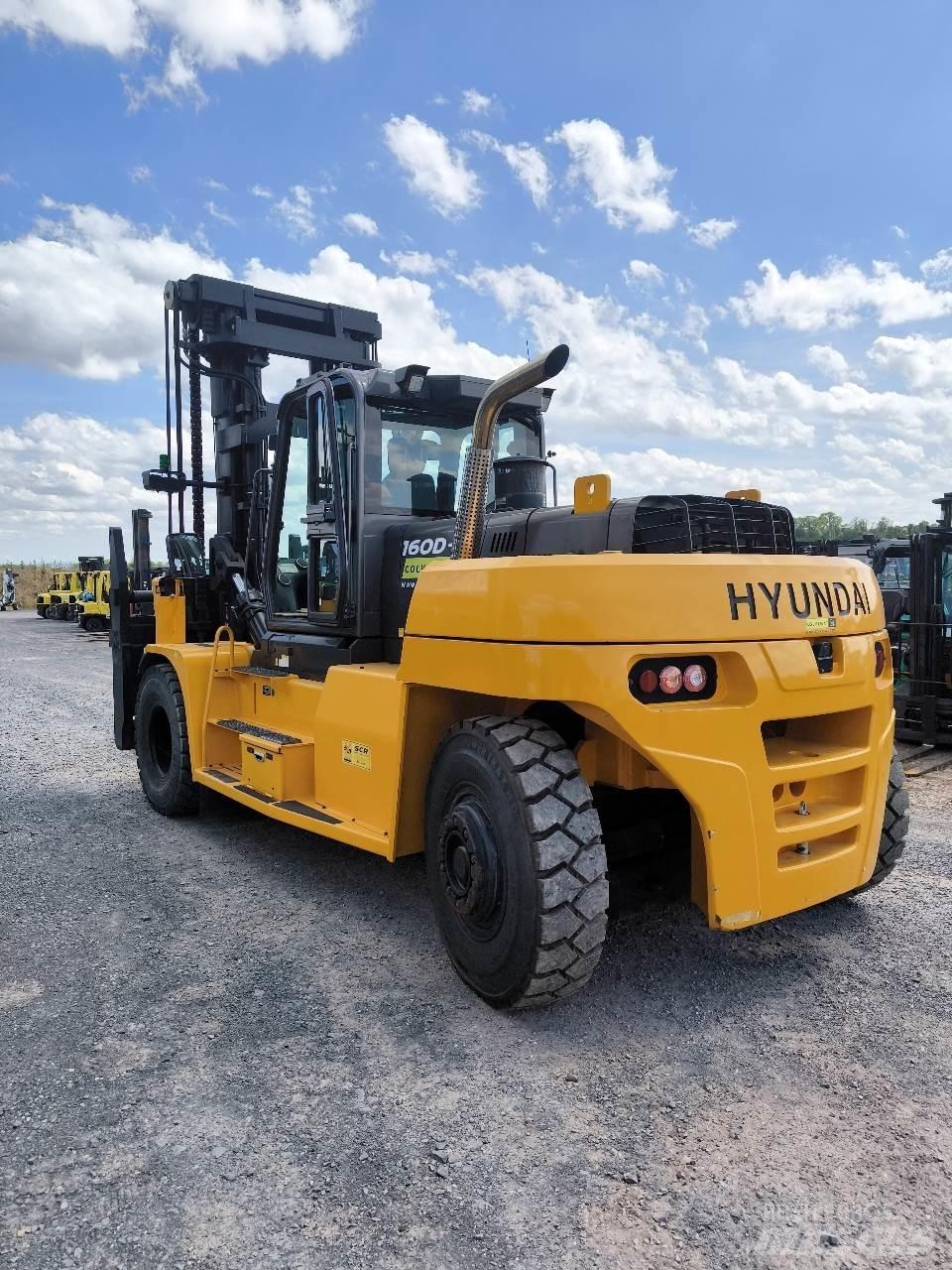 Hyundai 160D-9L Kravas mašīnām piestiprināmie pacēlāji
