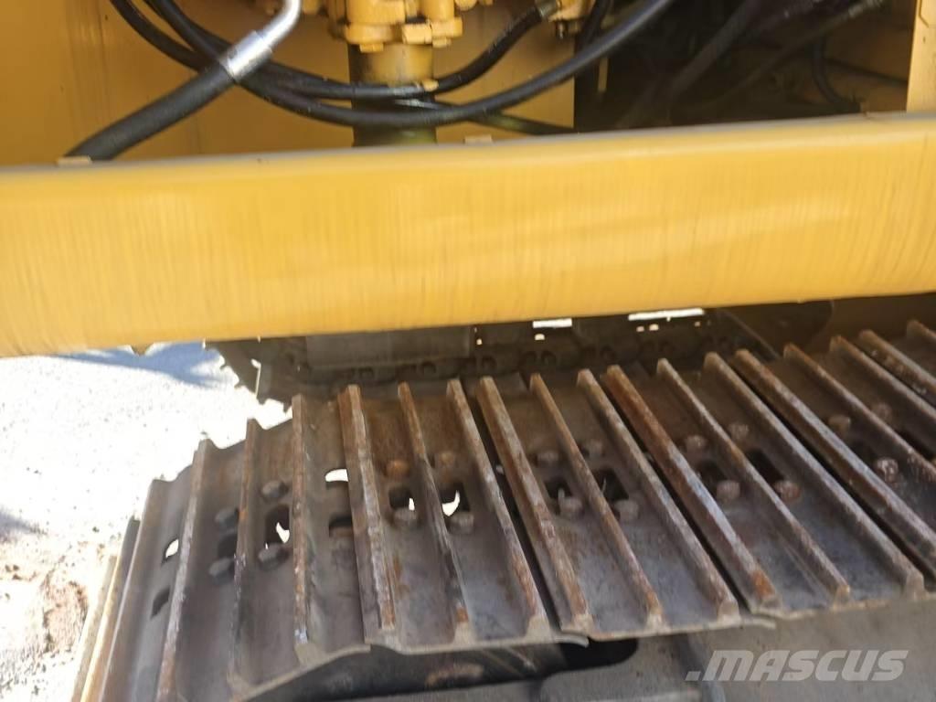 CAT 320 C L Kāpurķēžu ekskavatori