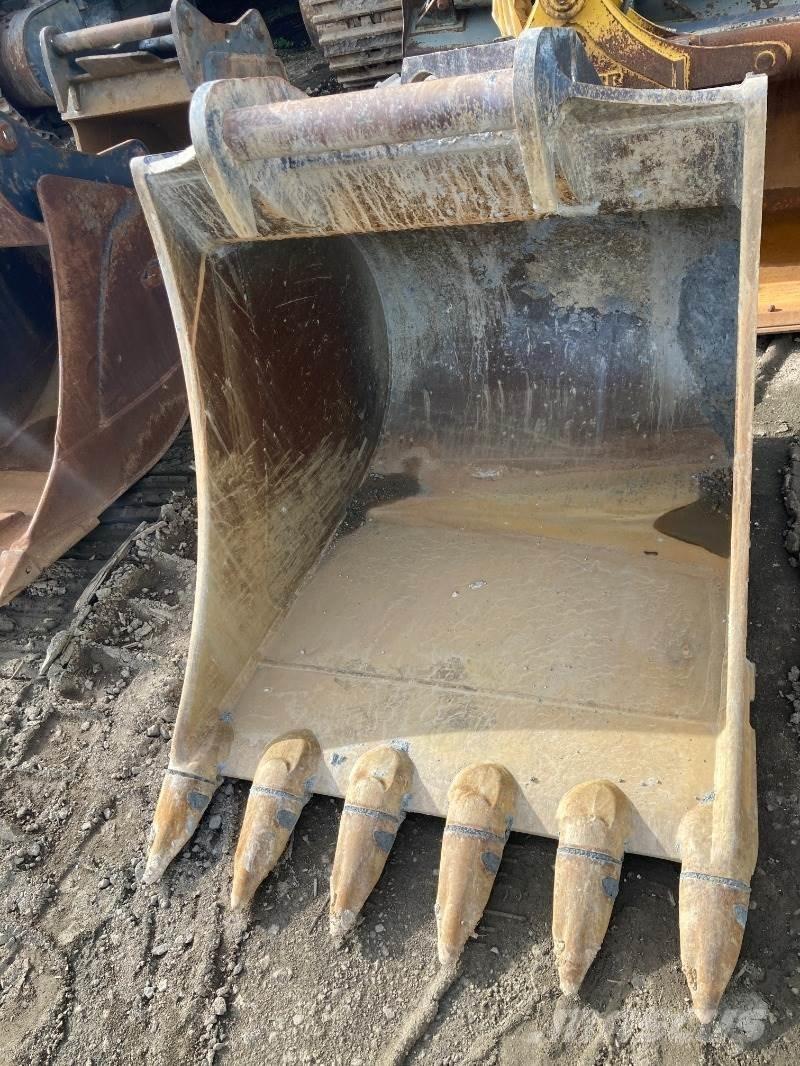 Liebherr R926 Kāpurķēžu ekskavatori