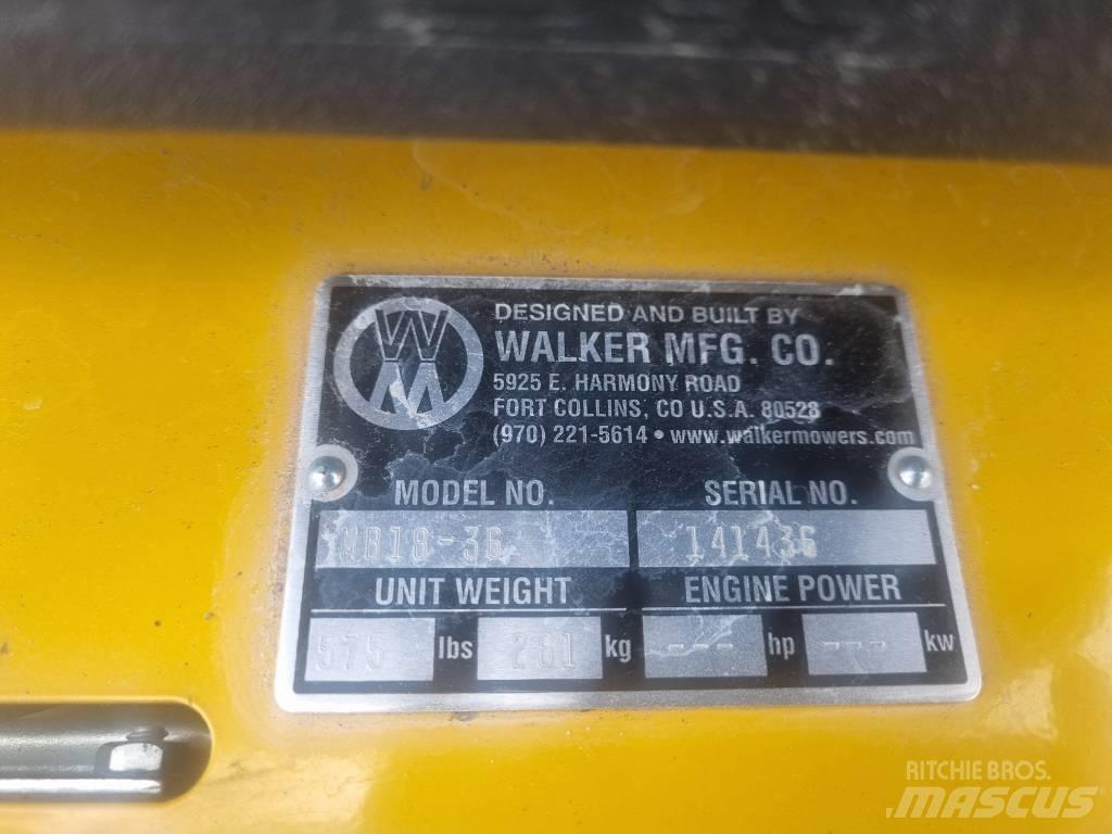 Walker B18 Mauriņa traktors