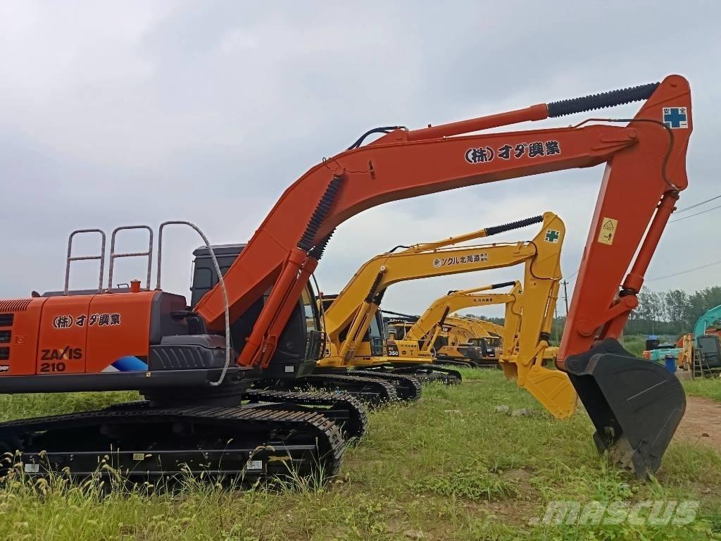 Hitachi ZX 210 Kāpurķēžu ekskavatori