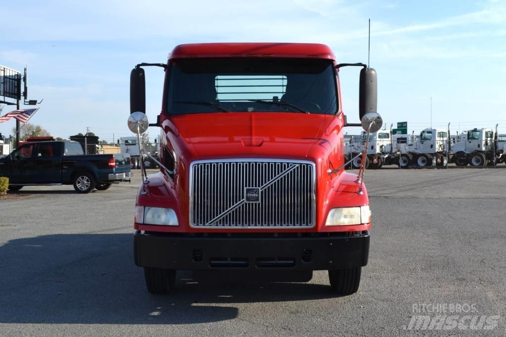 Volvo VNM 42 T200 Vilcēji
