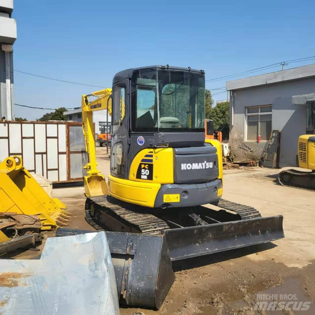 Komatsu PC50 Kāpurķēžu ekskavatori