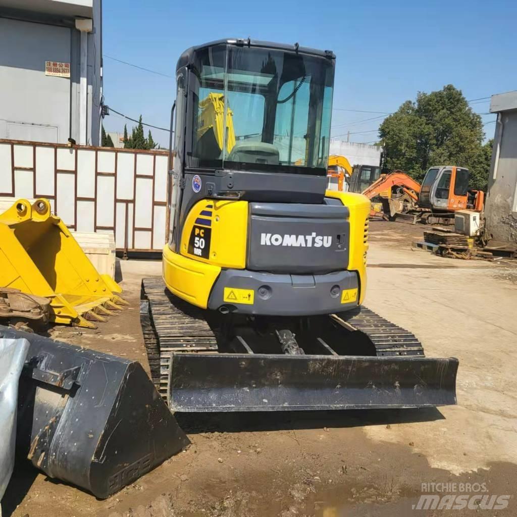 Komatsu PC50 Kāpurķēžu ekskavatori