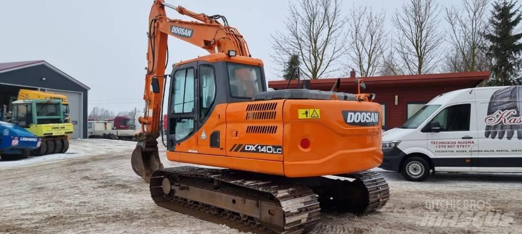 Doosan DX 140 LC-3 Kāpurķēžu ekskavatori