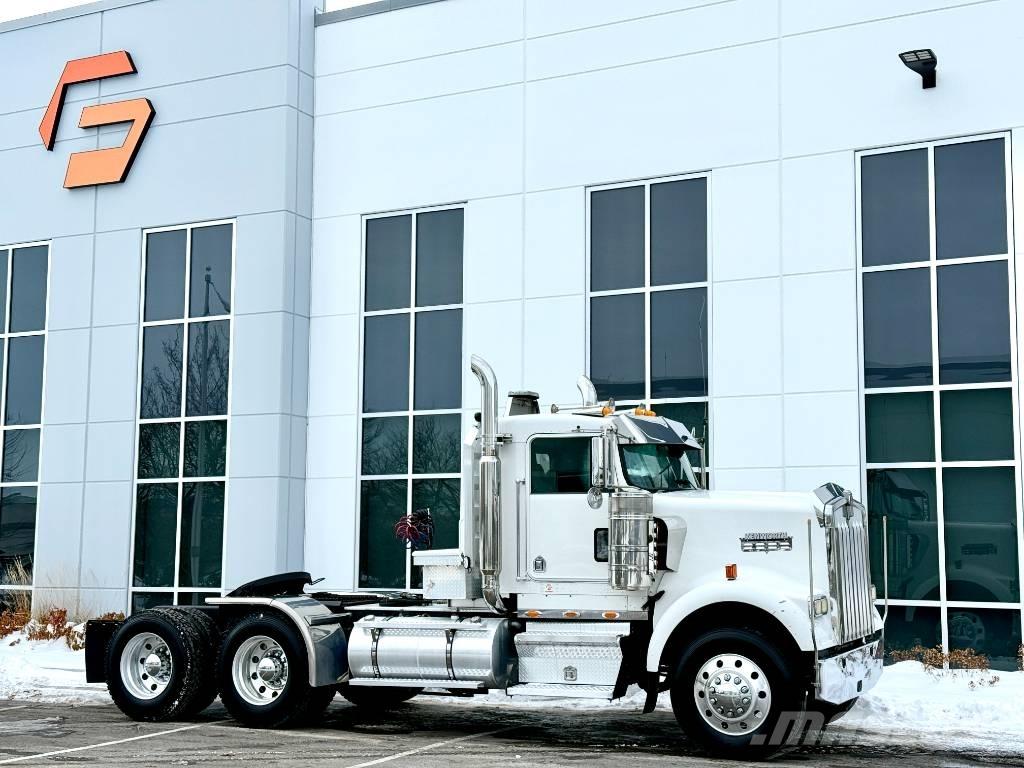 Kenworth W 900 Vilcēji