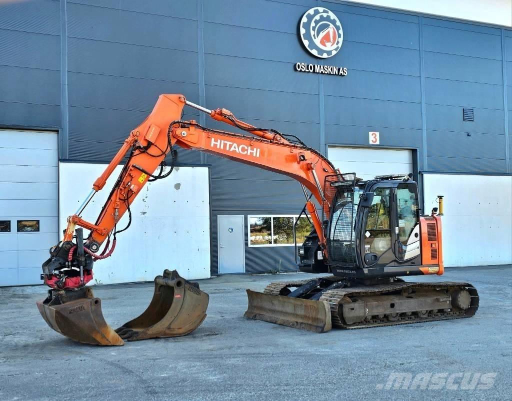 Hitachi ZX 135 US-6 Kāpurķēžu ekskavatori