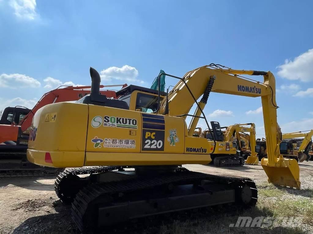Komatsu PC 220 Kāpurķēžu ekskavatori