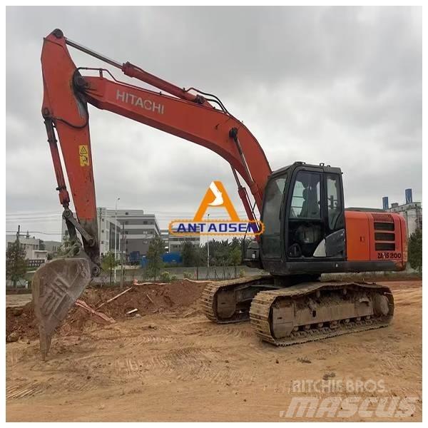 Hitachi ZX 200 Kāpurķēžu ekskavatori