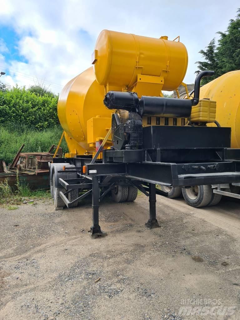  Concrete Mixer Citas piekabes