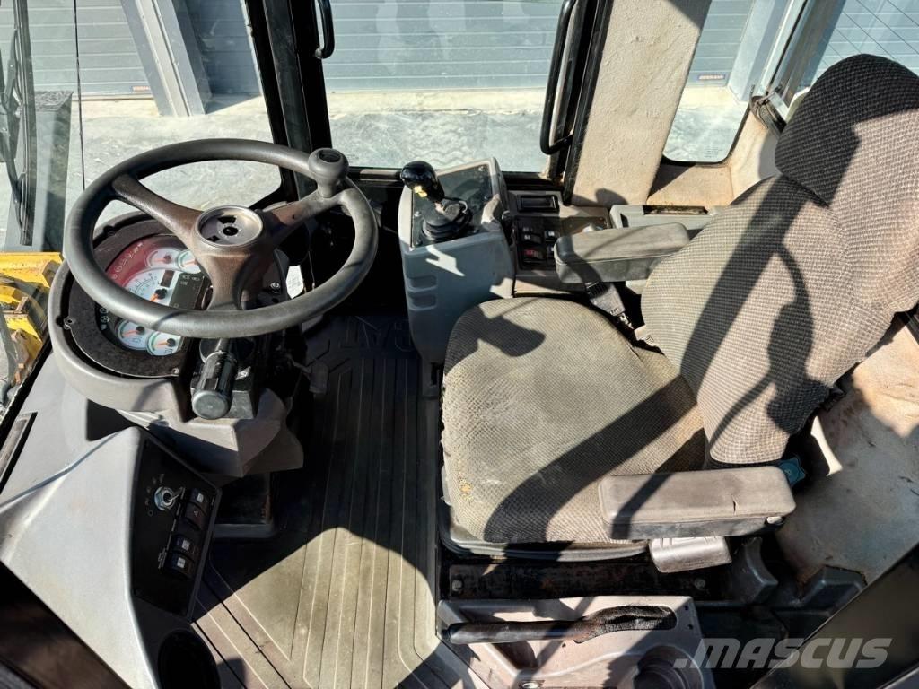 CAT 924 G Iekrāvēji uz riteņiem