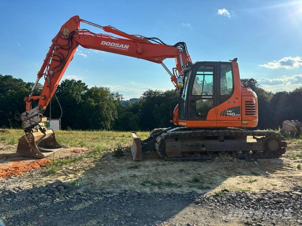 Doosan DX 140 LCR-3 Kāpurķēžu ekskavatori