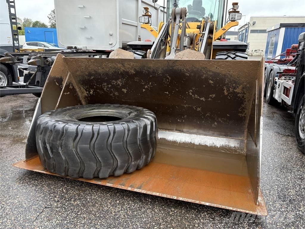 Volvo L110H Iekrāvēji uz riteņiem