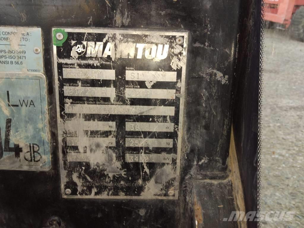 Manitou MT 625 Teleskopiskie manipulatori