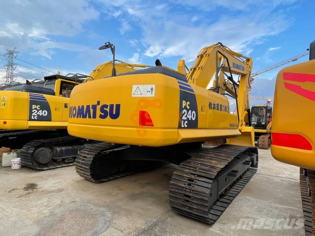 Komatsu PC 240 Kāpurķēžu ekskavatori