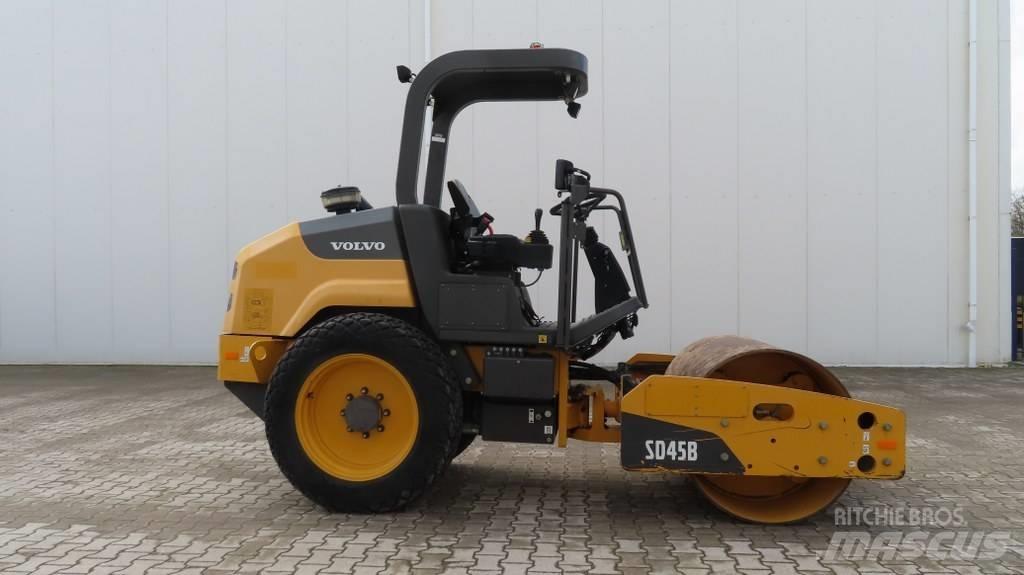 Volvo SD 45 B Vienvalča grunts veltņi