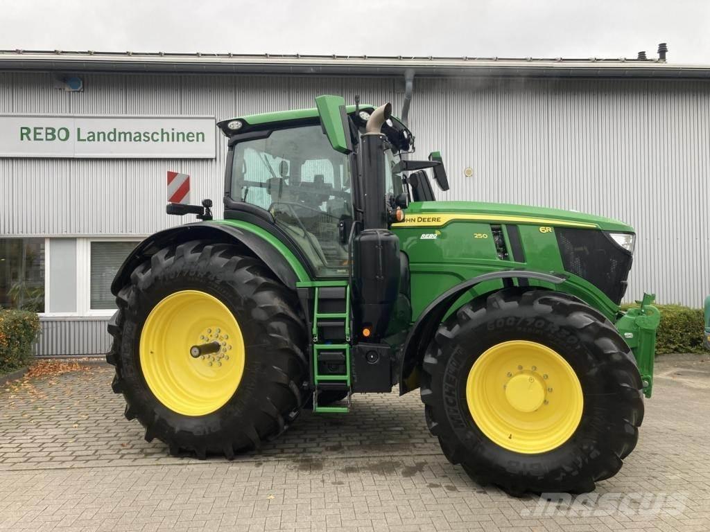 John Deere 6R250 Traktori