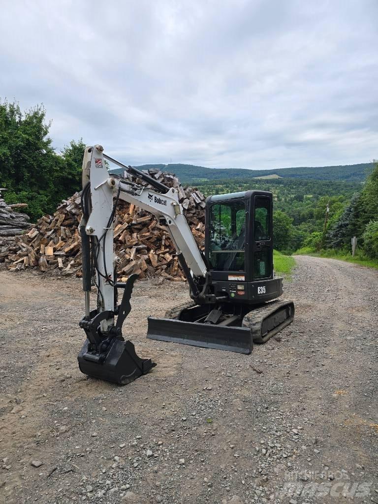Bobcat E 35 Mini ekskavatori < 7 t