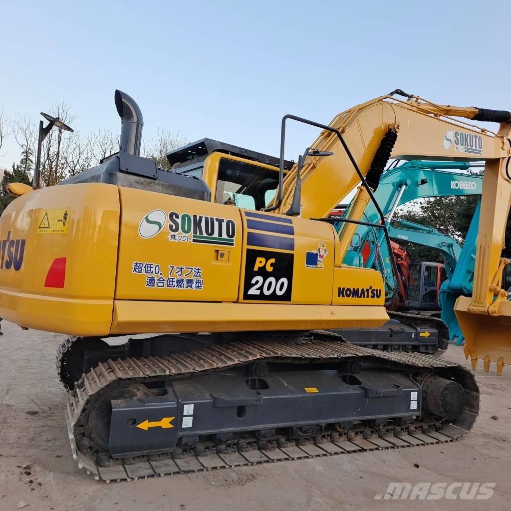 Komatsu PC 200-7 Kāpurķēžu ekskavatori