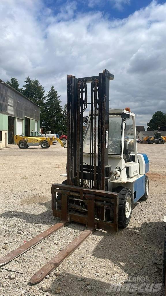 Hyster H 4.00 XL-5 Tehnika ar dīzeļa dzinēju