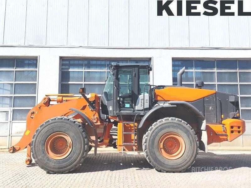 Hitachi ZW 310-6 Iekrāvēji uz riteņiem