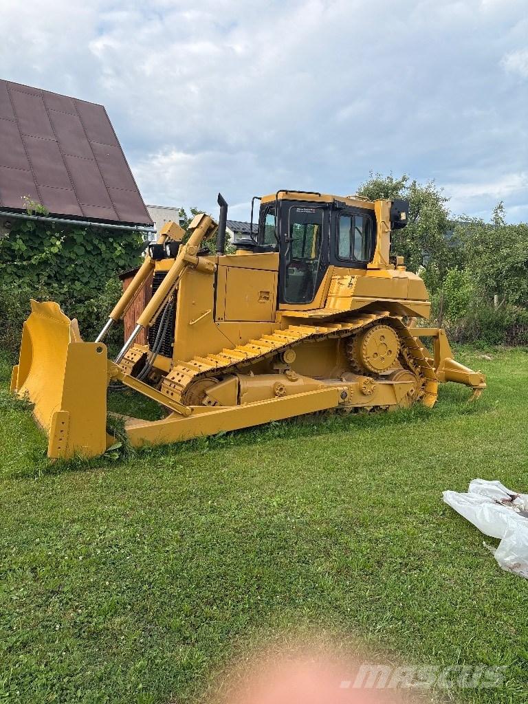 CAT D 6 R II Kāpurķēžu buldozeri