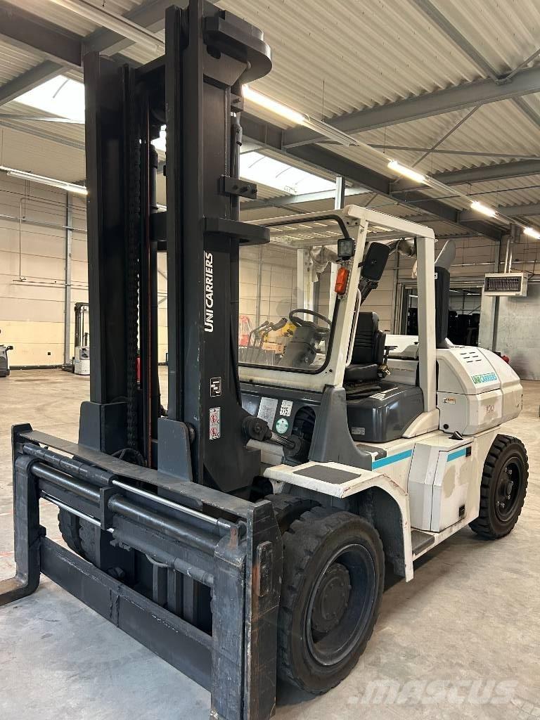 UniCarriers FD100-3 Tehnika ar dīzeļa dzinēju