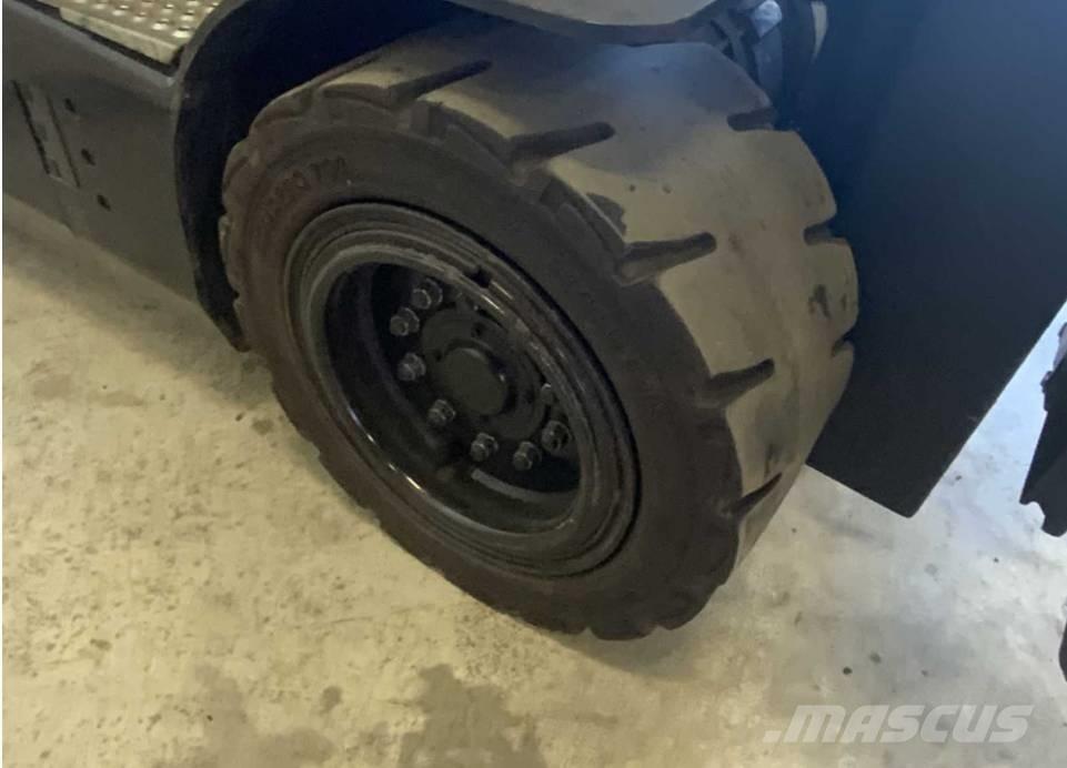 Doosan B 25 X-7 Elektriskie iekrāvēji