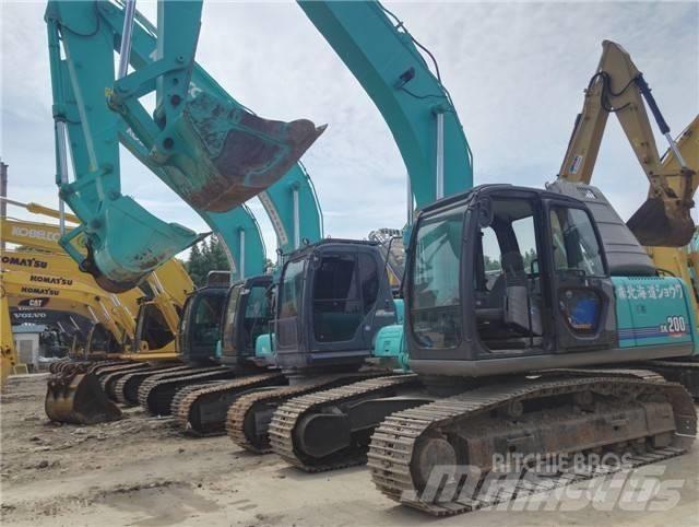 Kobelco SK 200 Kāpurķēžu ekskavatori